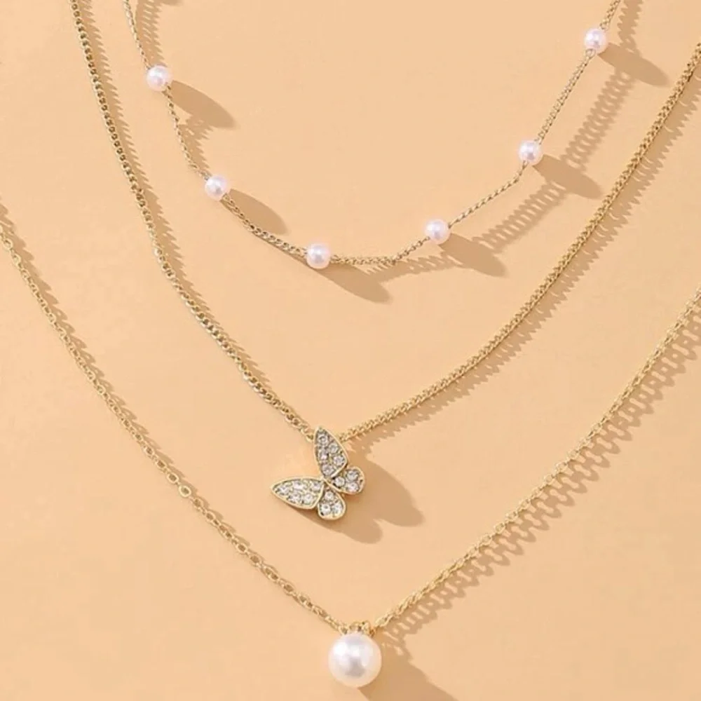 Gorgeous Faux Pearl Butterfly Necklace - 3 pieces